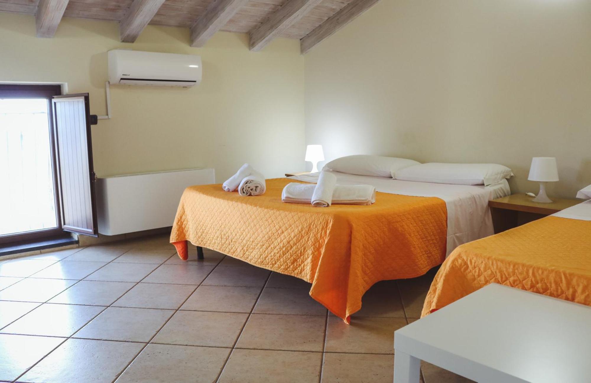 Hotel Ranch Simeto Paterno  Exterior foto